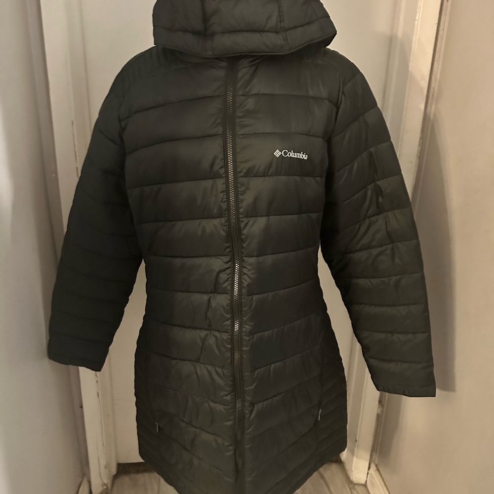 Columbia Women's Dark Gray Puffer Coat